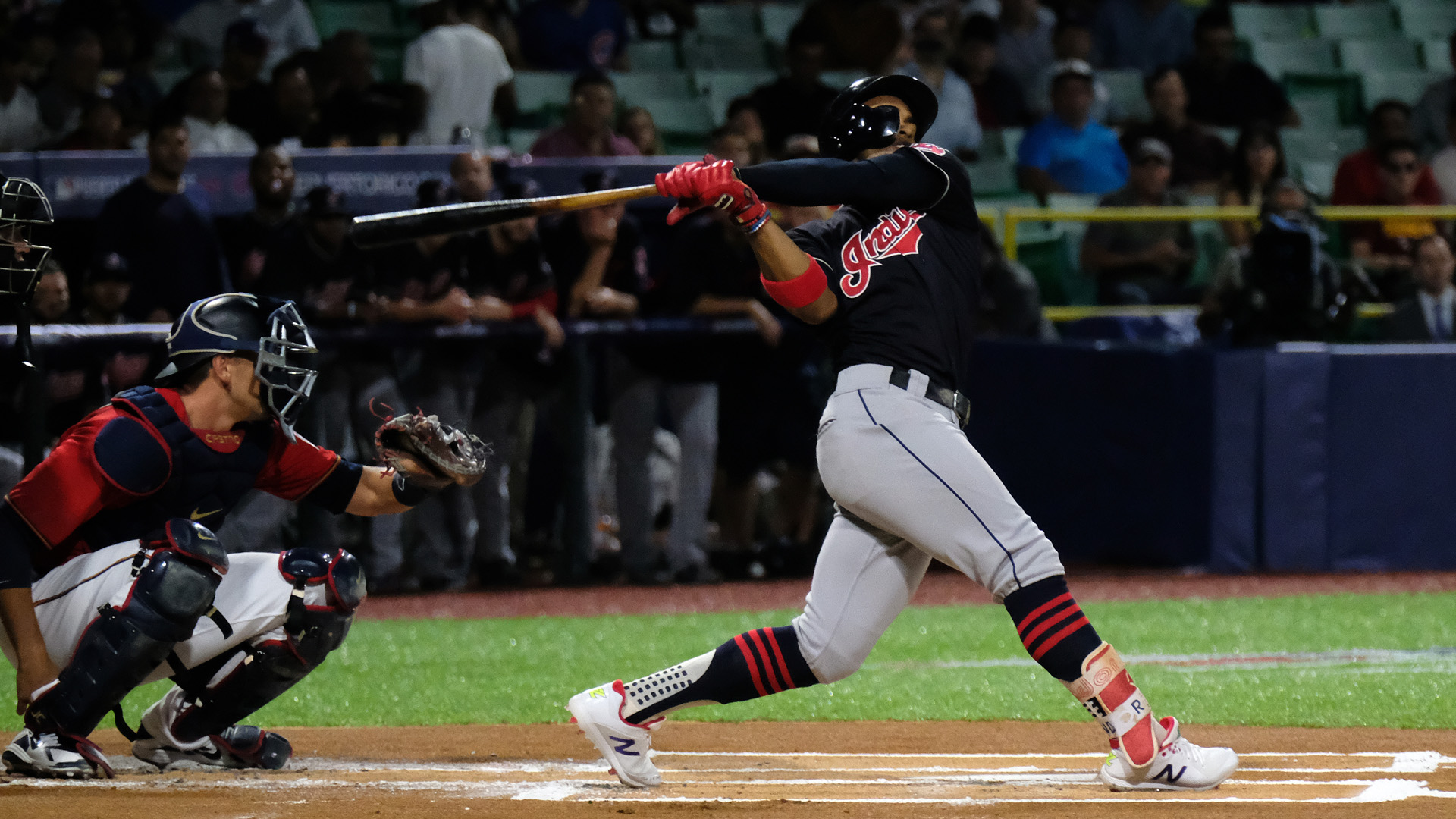MLB wrap: Francisco Lindor sends native Puerto Rico into frenzy with HR