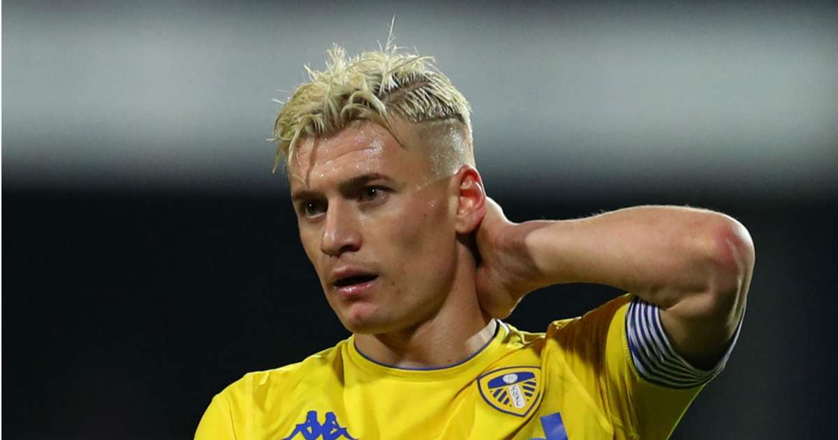 GOAL Ezgjan Alioski of Leeds United pulls a goal back to make the score 2-1  during the Millwall vs Leeds United EFL Championship Football match at the  Stock Photo - Alamy