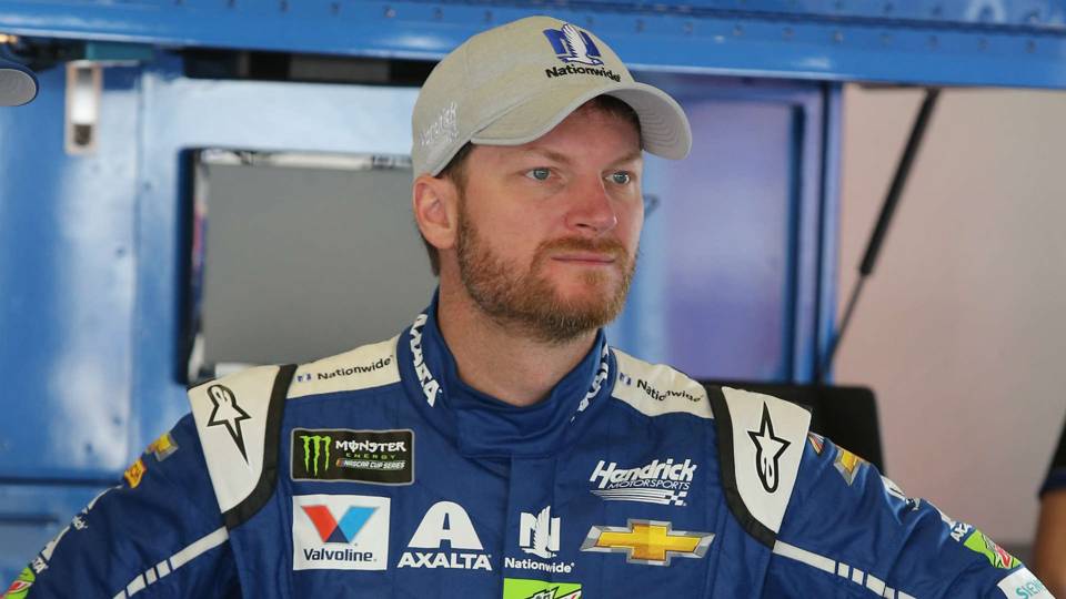 dale earnhardt jr thanks dad junior nation in emotional retirement