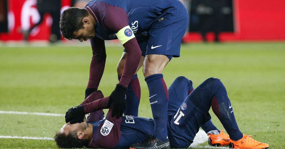 Silva Neymar A Doubt For Coupe De France Quarter Final