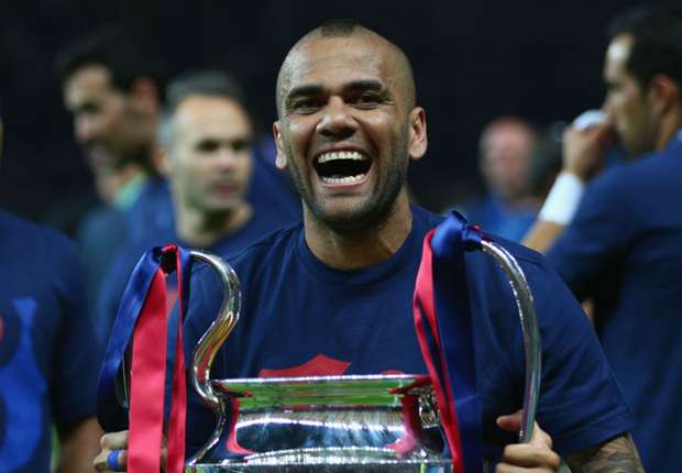 Dani Alves: It would be a pleasure to play for Milan