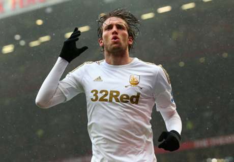 Ex-PL star Michu in early retirement