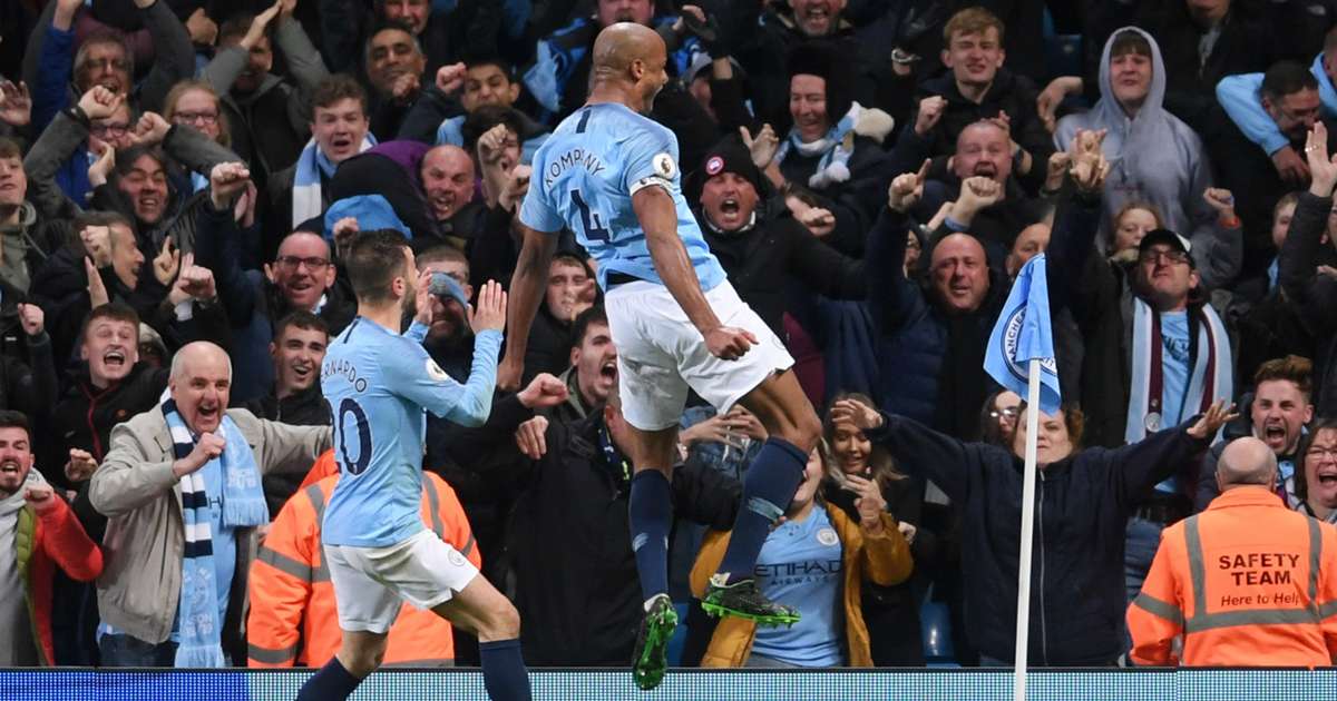 Manchester City 1 Leicester City 0 Kompany Stunner Puts Title Within Grasp