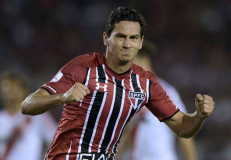 Sevilla complete Ganso deal