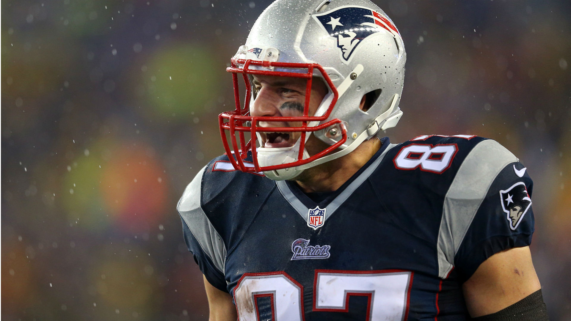 Patriots TE Rob Gronkowski to sit second straight week against Dolphins