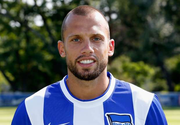 John Heitinga seals Ajax return - Goal.com