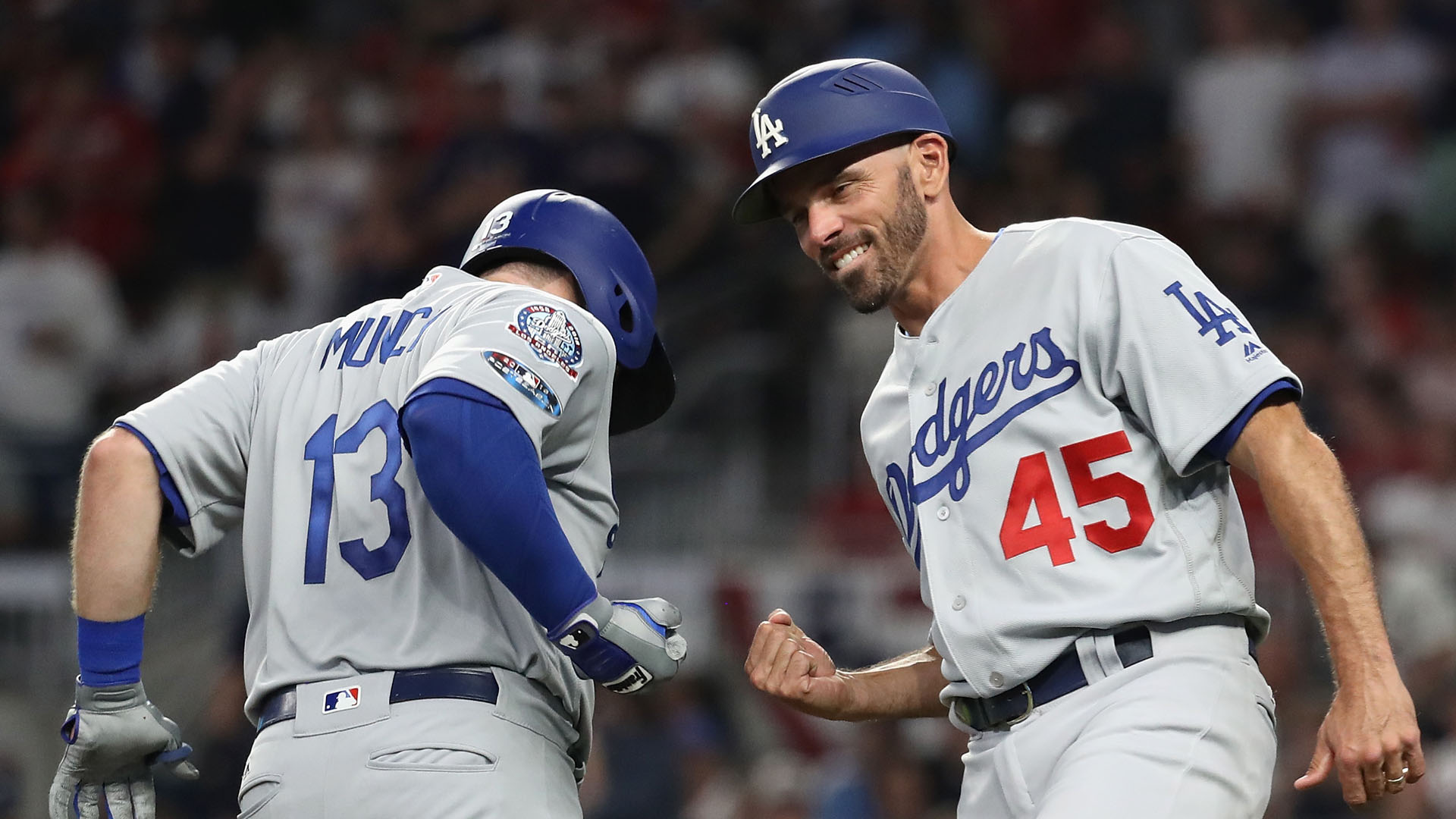 Rangers hire Dodgers 3B coach Chris Woodward as new manager, report says