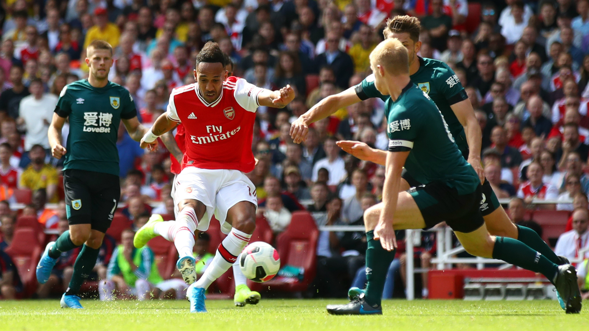 Arsenal 2-1 Burnley: Aubameyang, Lacazette lead Gunners to maximum six points Arsenal 2-1 Burnley: Aubameyang, Lacazette lead Gunners to maximum six points