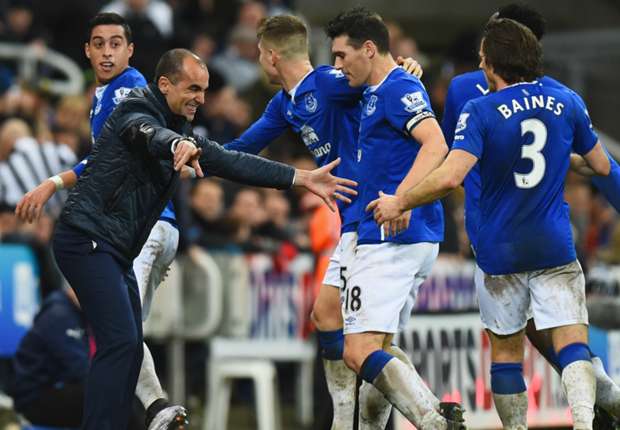 Martinez: Everton should win titles