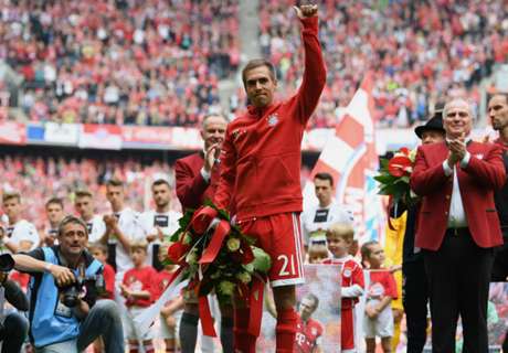 Lahm's emotional goodbye