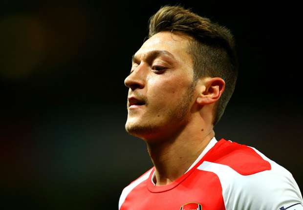Wenger: Ozil doesn't get special treatment from me