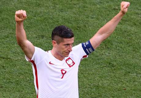 Lewandowski wants more from Poland