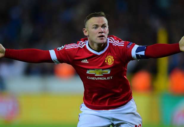 Rooney should not be Manchester United's No.9, says Van Nistelrooy