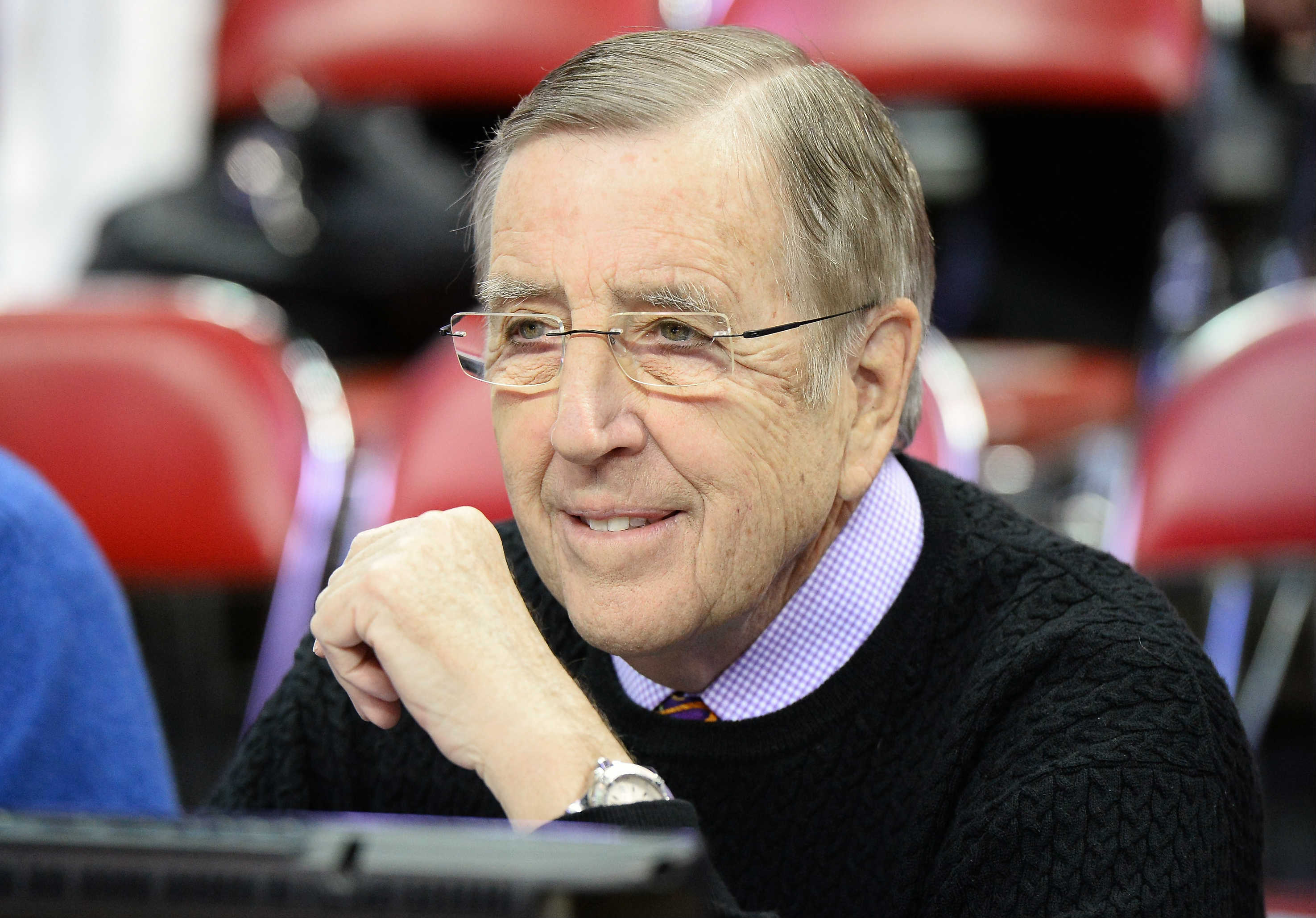 Brent Musburger doesn't want to hear complaints about violence in football