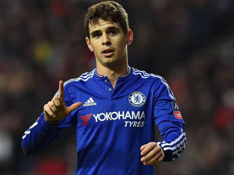 Oscar determined to stay at Chelsea