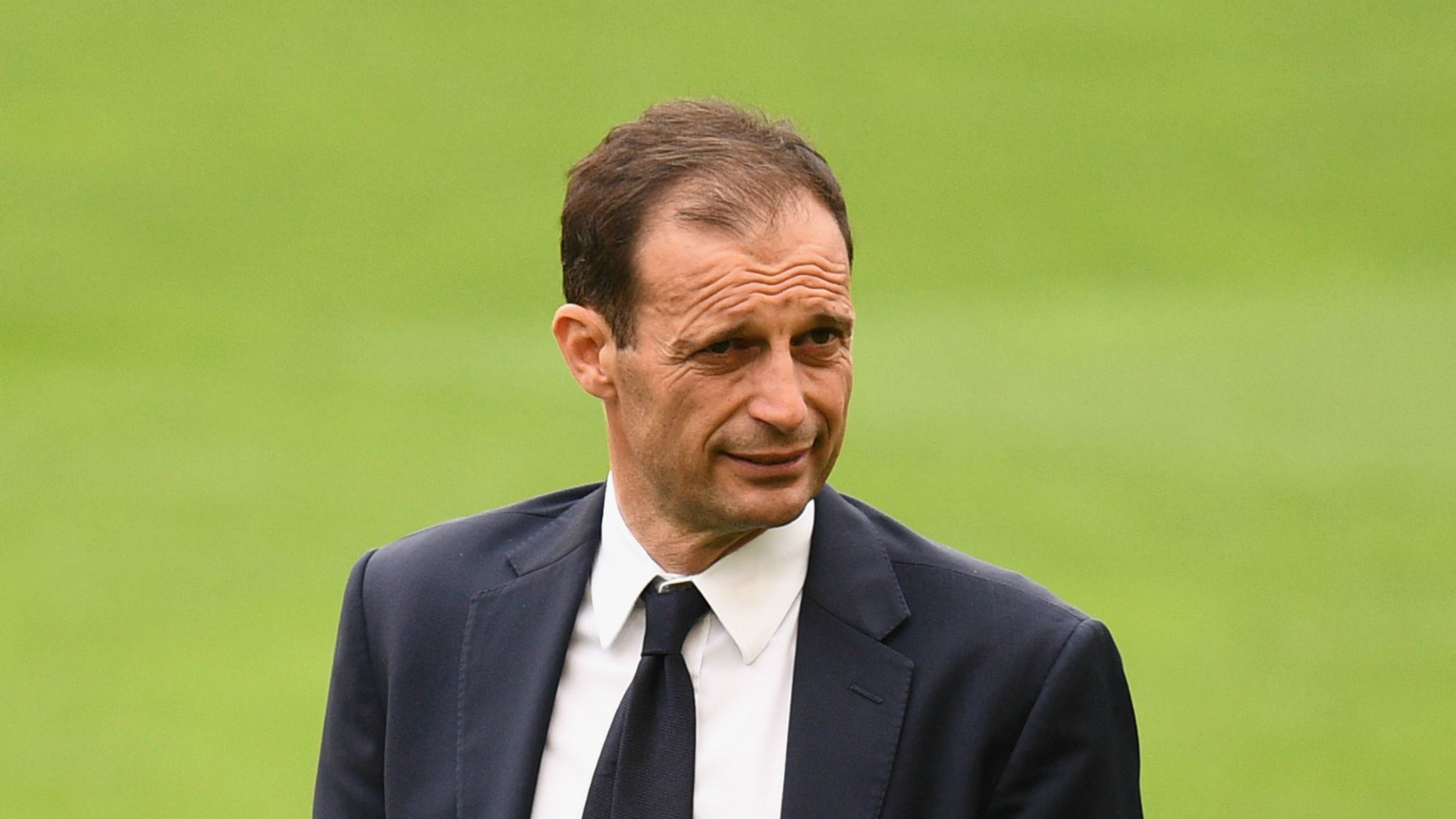 Defensive mix-up costs Juventus in draw at Atalanta