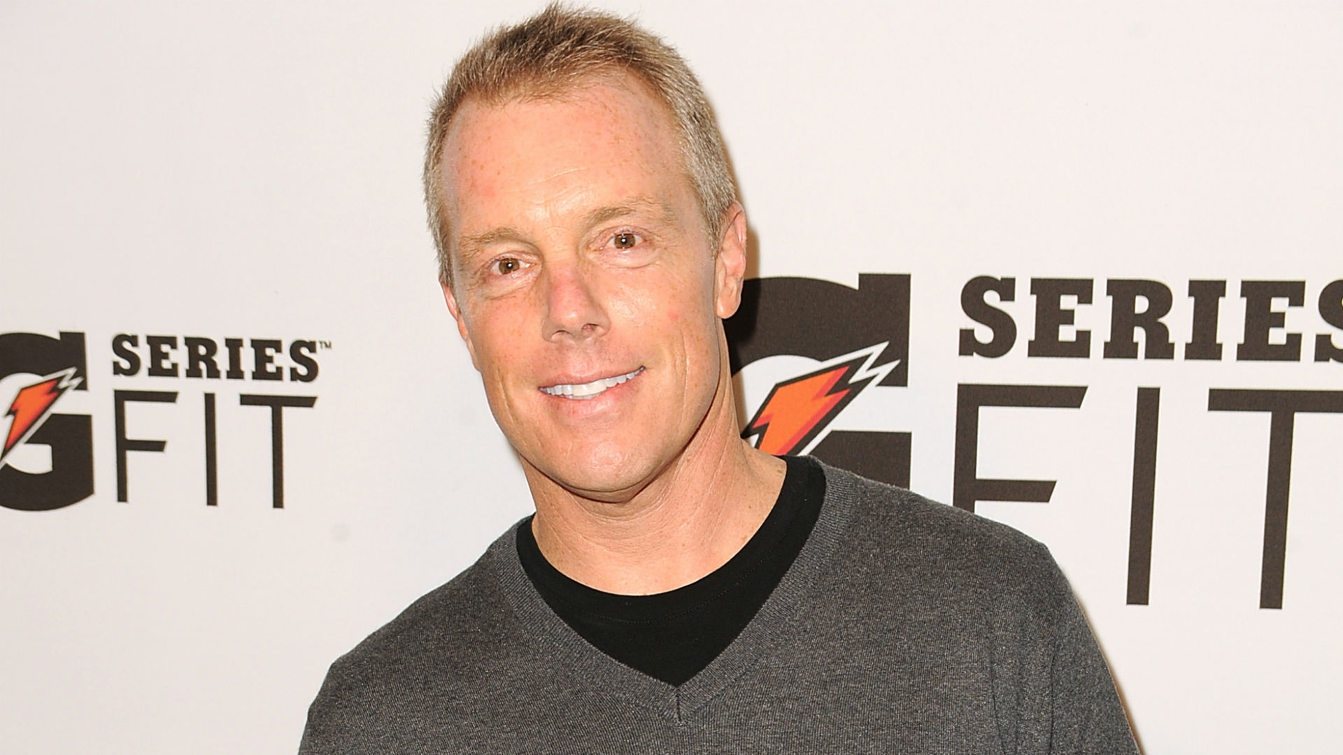 Lakers hire Kardashians' personal trainer as new strength coach