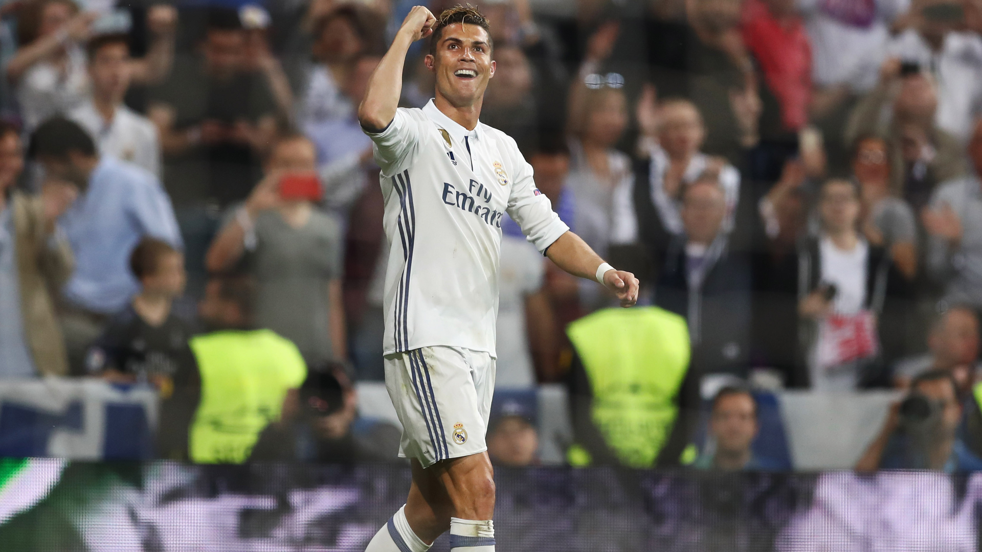 Cristiano Ronaldo begs Real Madrid fans to stop whistling him Cristiano Ronaldo begs Real Madrid fans to stop whistling him