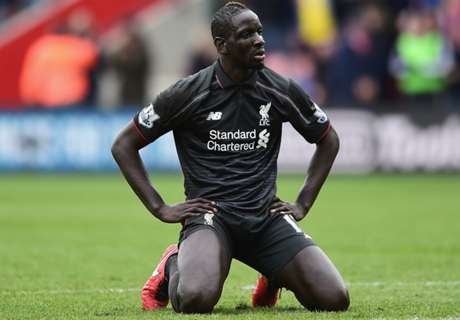 Mis au placard, Sakho ne voit pas le bout du tunnel à Liverpool
