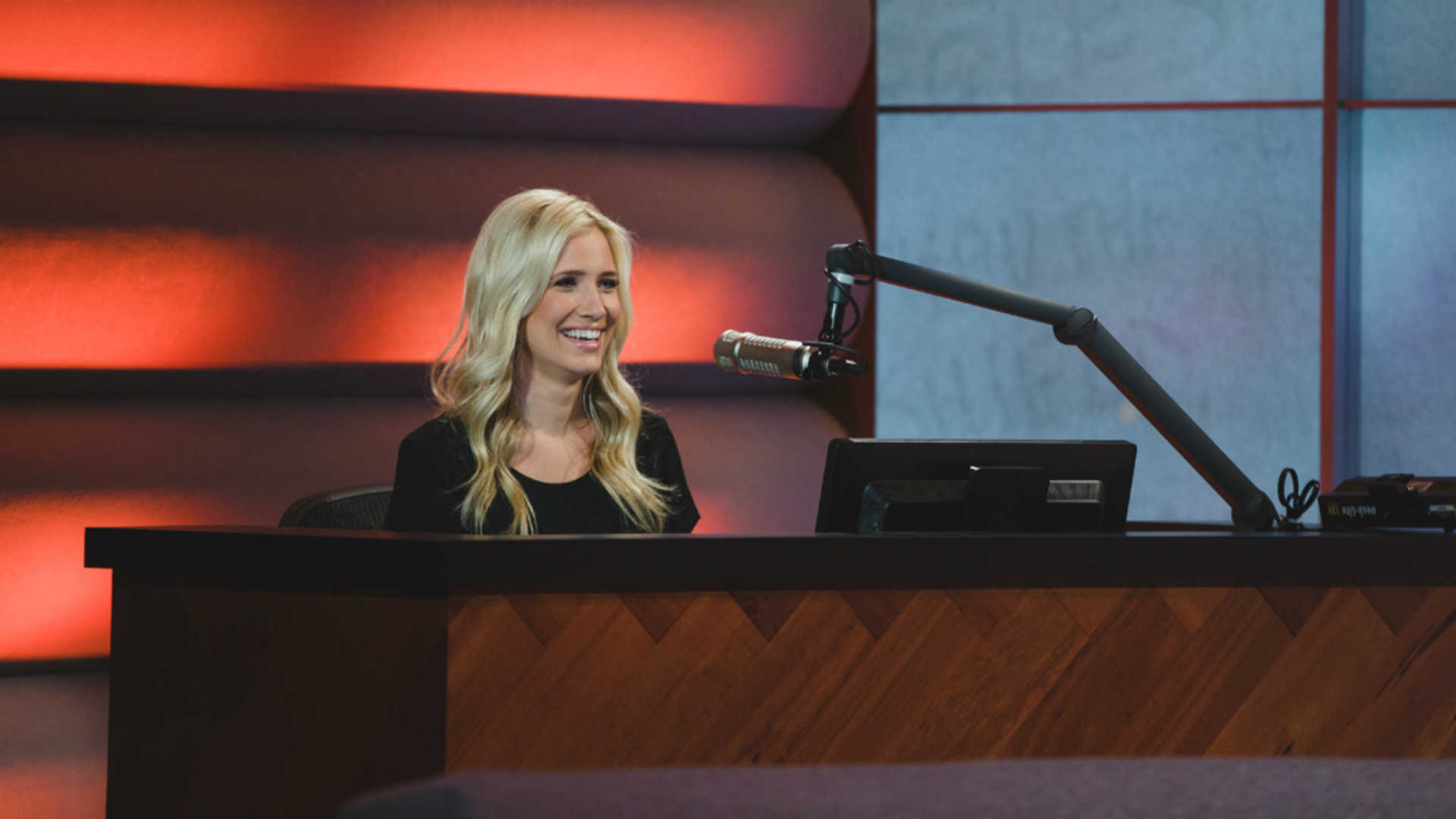 Kristine Leahy offers flawless alternative to 'Stay in Yo Lane' T-shirts