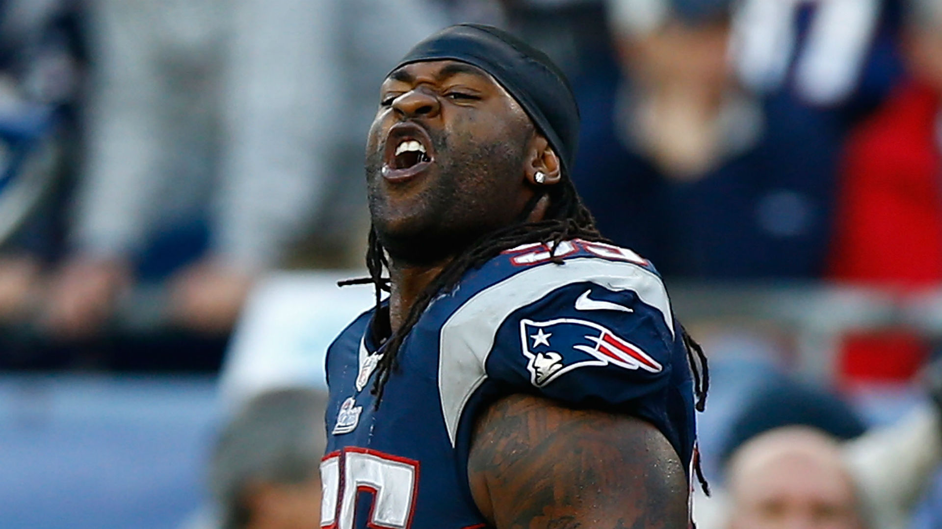 Brandon Spikes Visiting Patriots After Calling Tenure With Team 4 Years A Slave Nfl