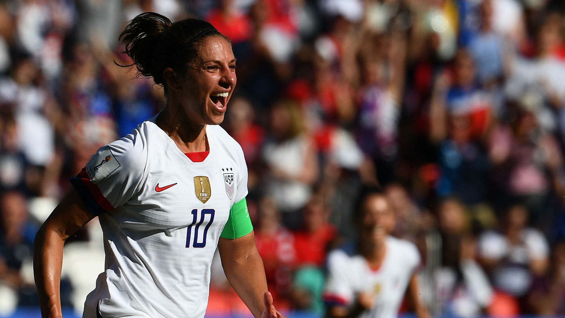 Carli Lloyd received offer to kick in NFL preseason game, trainer says