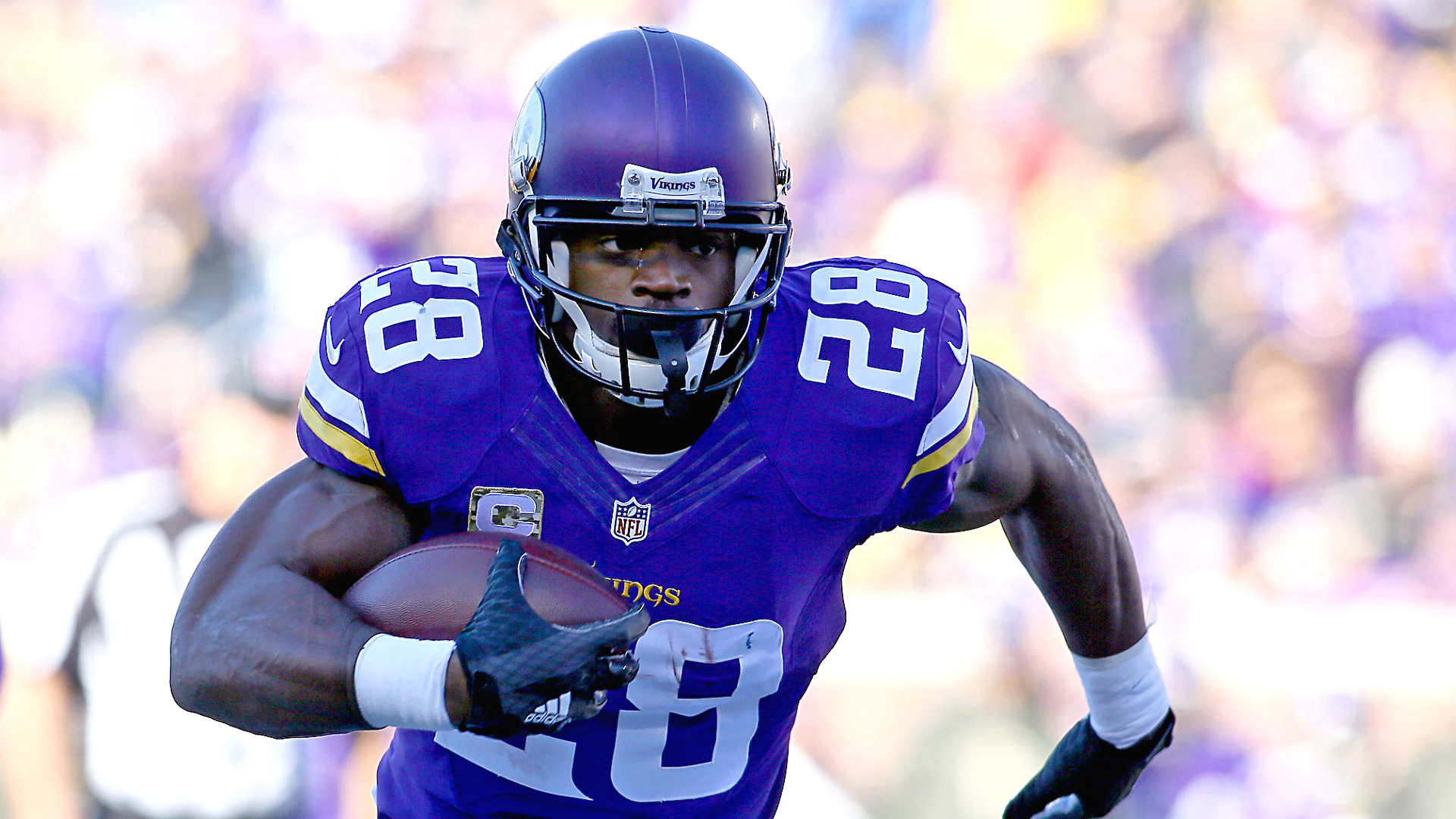 Adrian Peterson outperforms Todd Gurley in Vikings ...