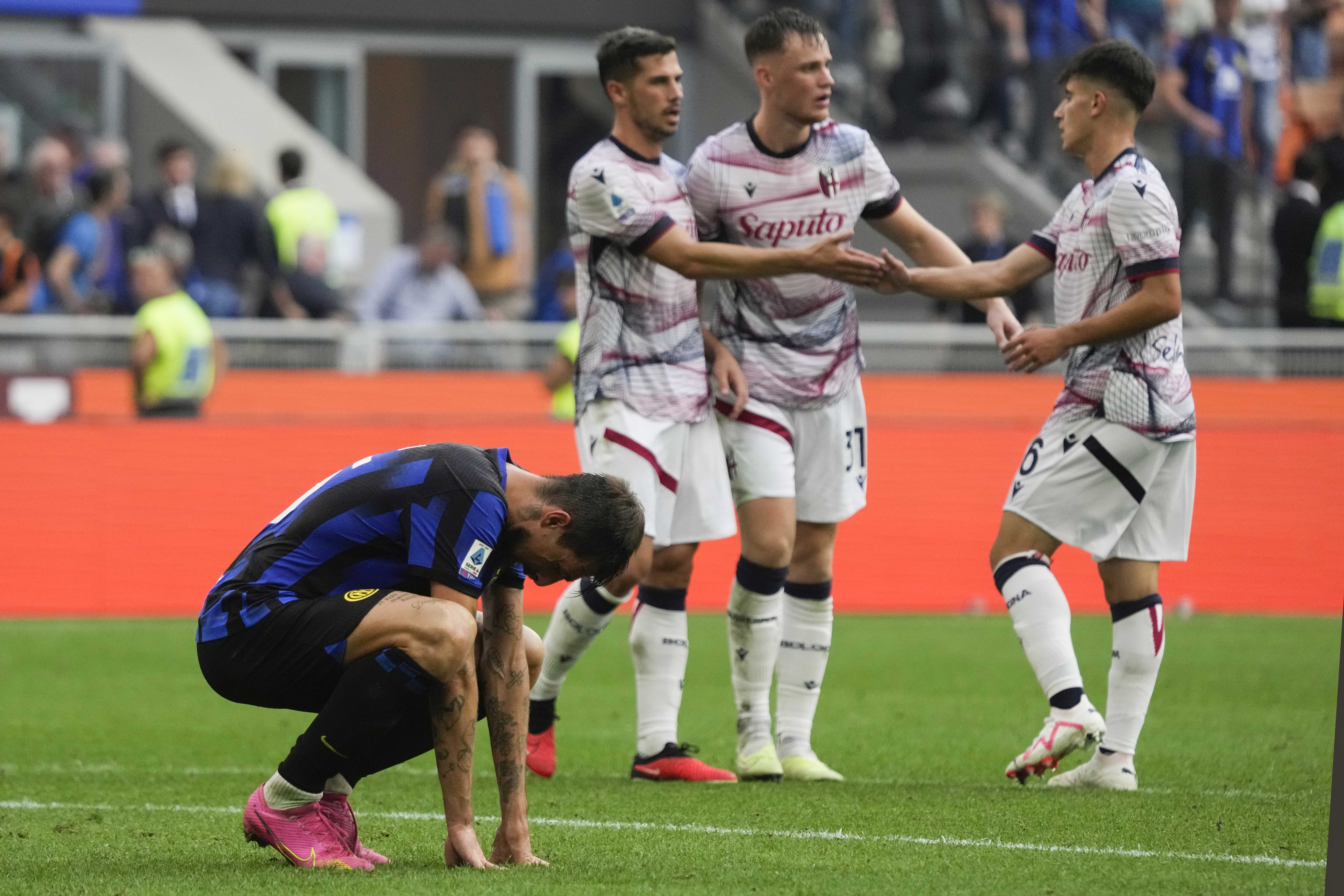 Serie A's top scorer Lautaro Martinez sidelined with thigh strain