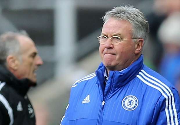 Hiddink: Players should not feel pressure to impress Conte