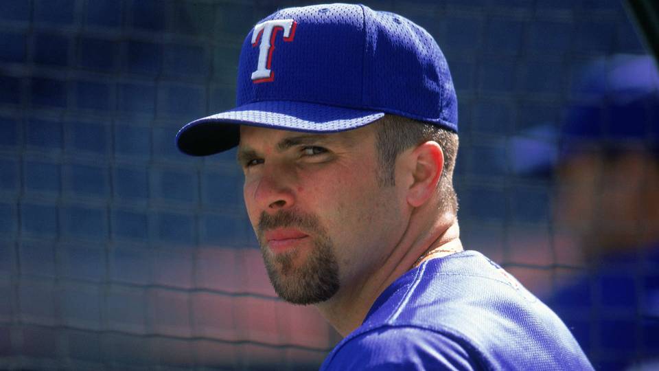 Former MLB outfielder Chad Curtis wants sexual assault victims revealed