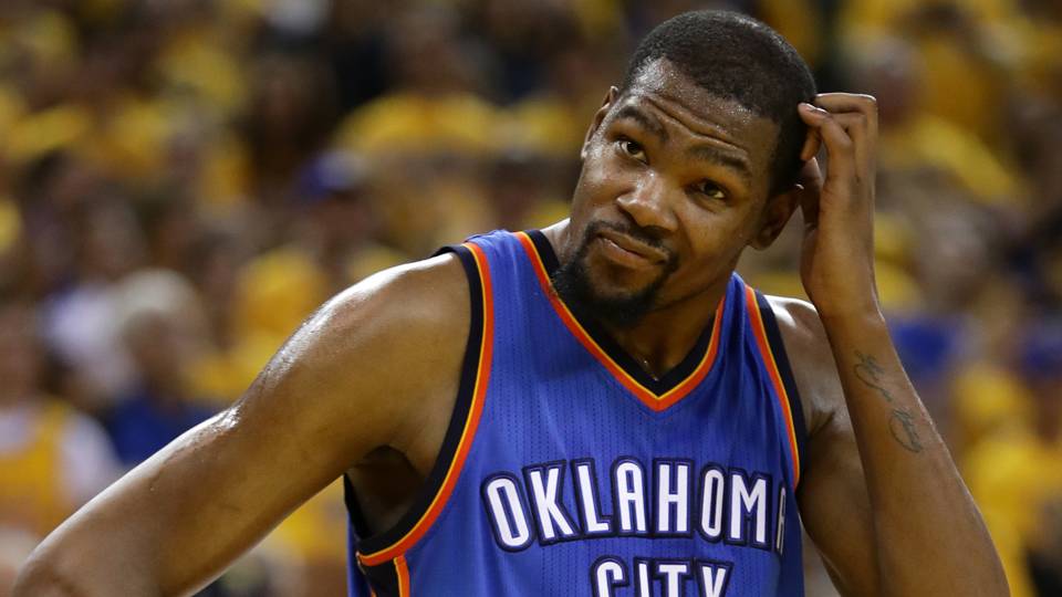 Oklahoma governor promises Kevin Durant cabinet post if he re-signs