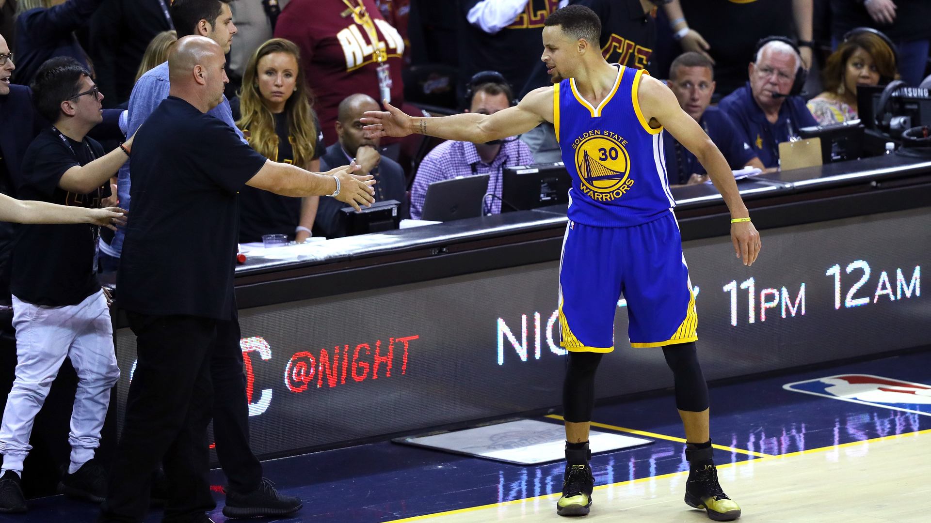  was the fan hit by Stephen Curry39;s mouthguard  NBA  Sporting News