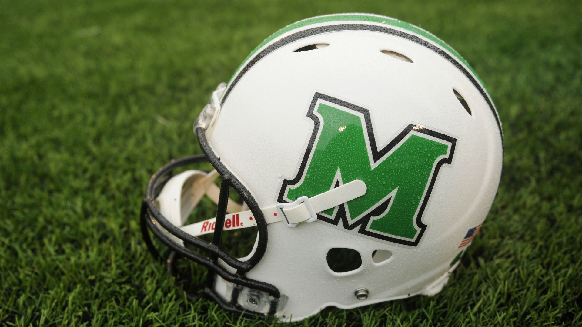 Marshall Football Player Left Paralyzed After New Year's Eve Shooting ...