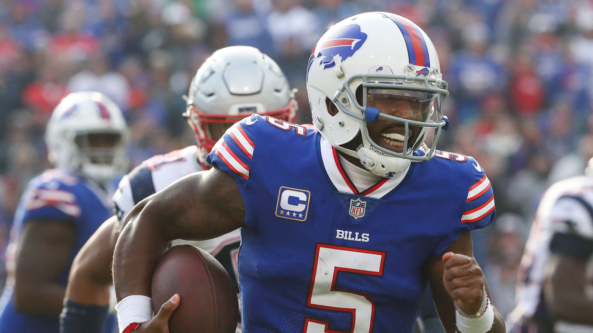 Tyrod Taylor knee injury doesn't appear to be season-ending Tyrod Taylor knee injury doesn't appear to be season-ending