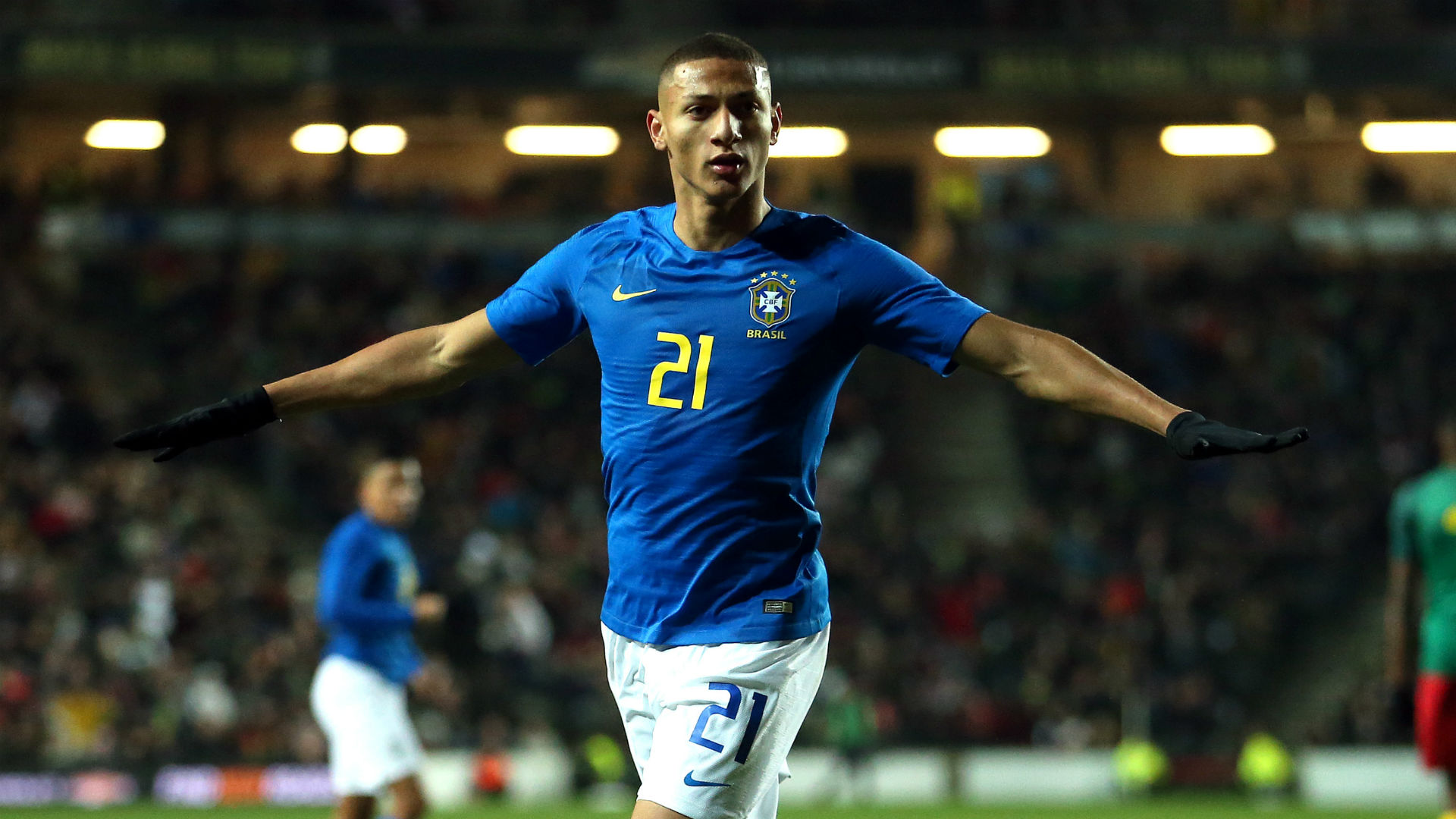 Brazil 1 Cameroon 0 Richarlison Fills Neymar S Boots As Skipper Suffers Injury