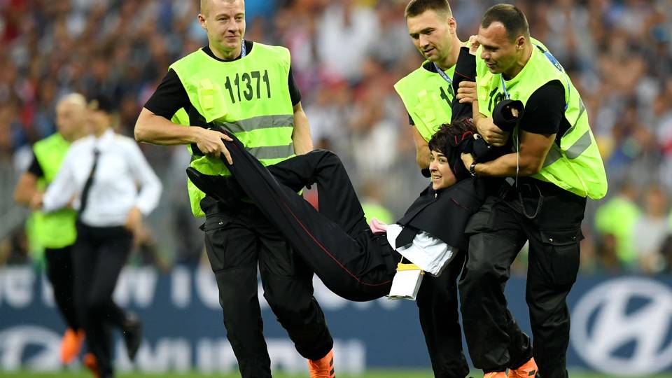 Pussy Riot Claim Responsibility For World Cup Final Pitch Invasion Soccer Sporting News