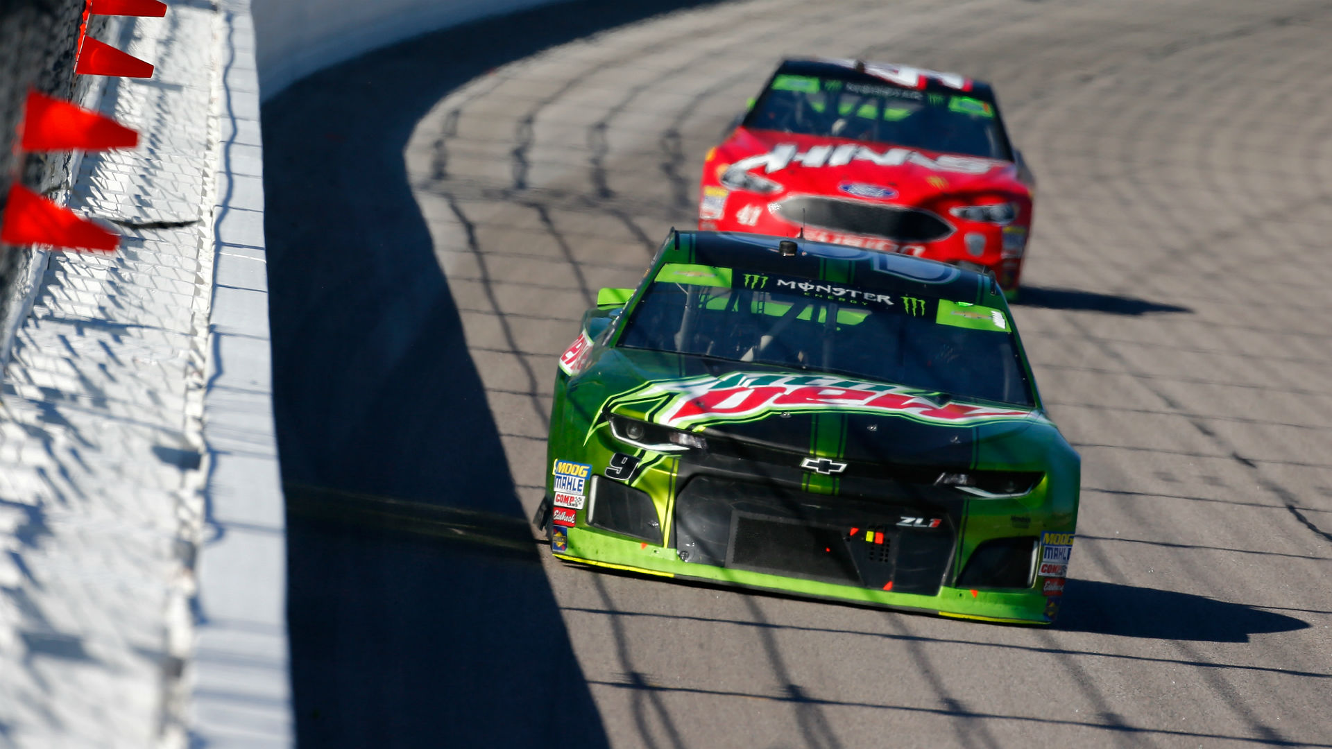 NASCAR at Martinsville: TV schedule, streaming info for First Data 500