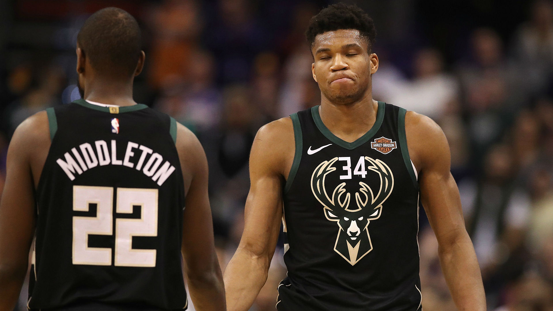 Giannis Antetokounmpo thanked for putting Khris Middleton on 'Sports Illustrated' cover