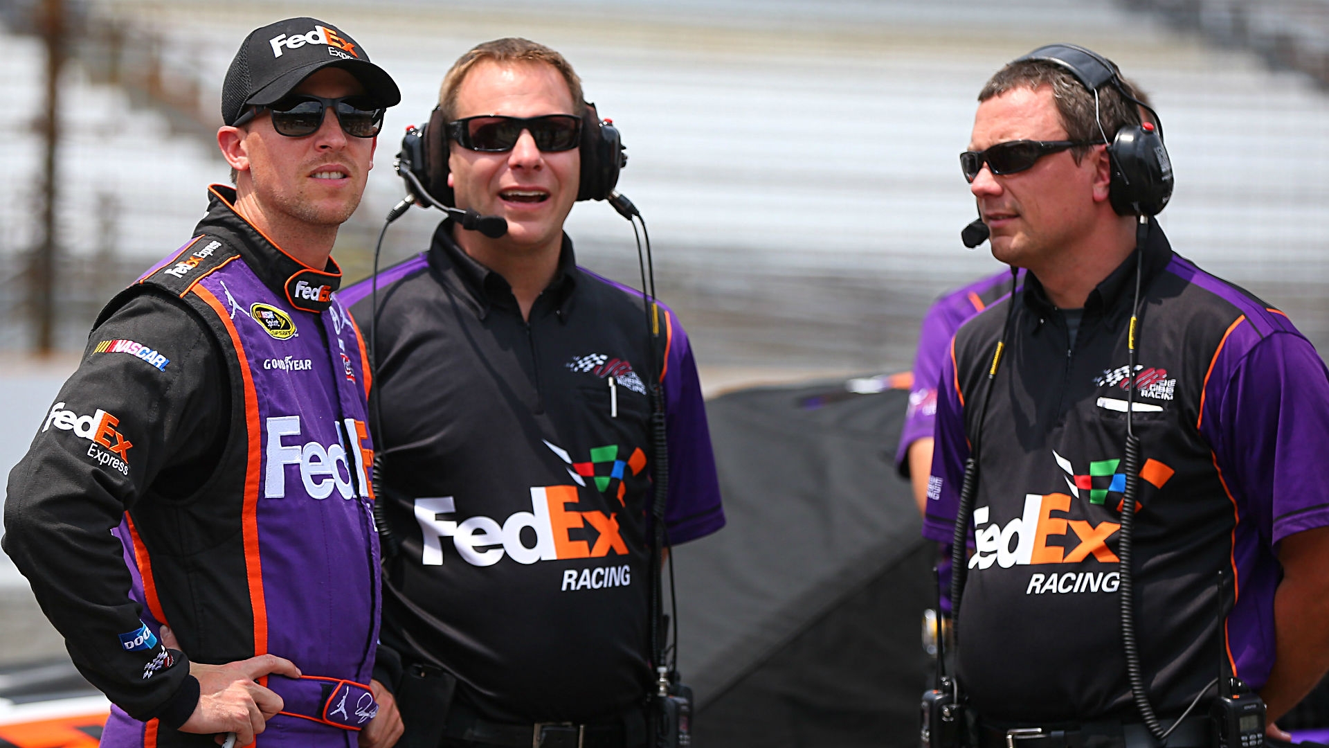 Denny Hamlin, Carl Edwards to have new crew chiefs in 2016