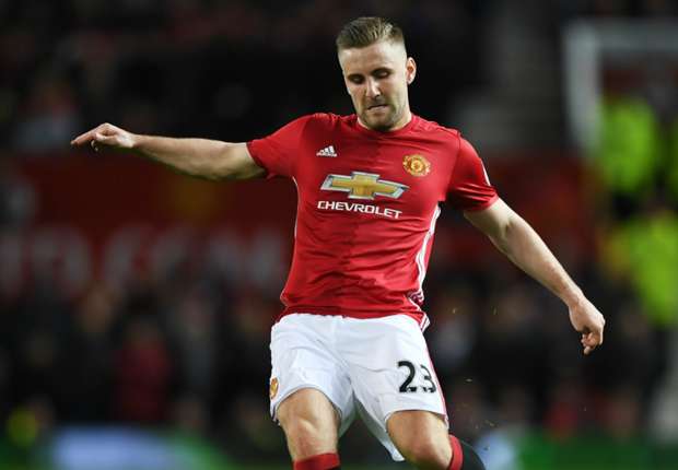 Shaw desperate to prove Mourinho wrong and stay at Man United