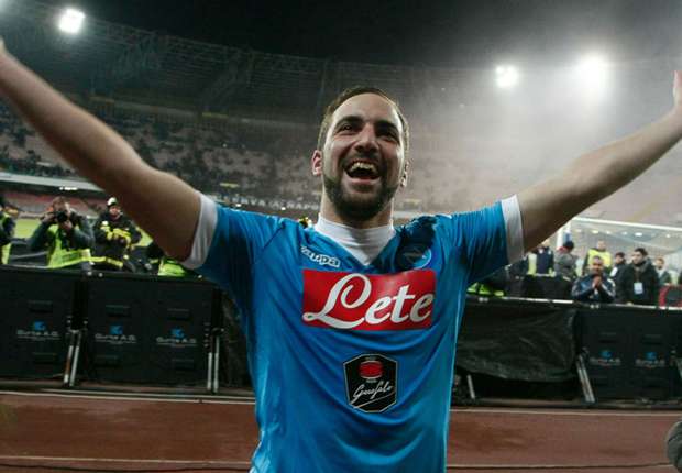 gonzalohiguain-cropped_1ra9qh4jbrns4176lm1lpg0j0j.jpg