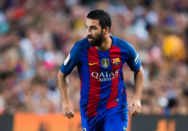 Arda Turan left out of Turkey squad