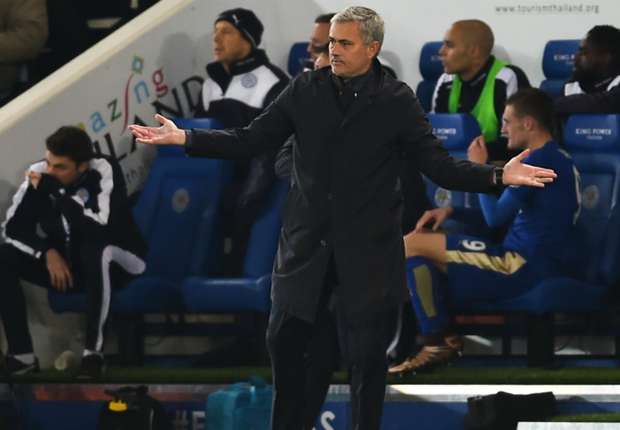 Hoddle: Mourinho's Chelsea exit just one of many surprises this season