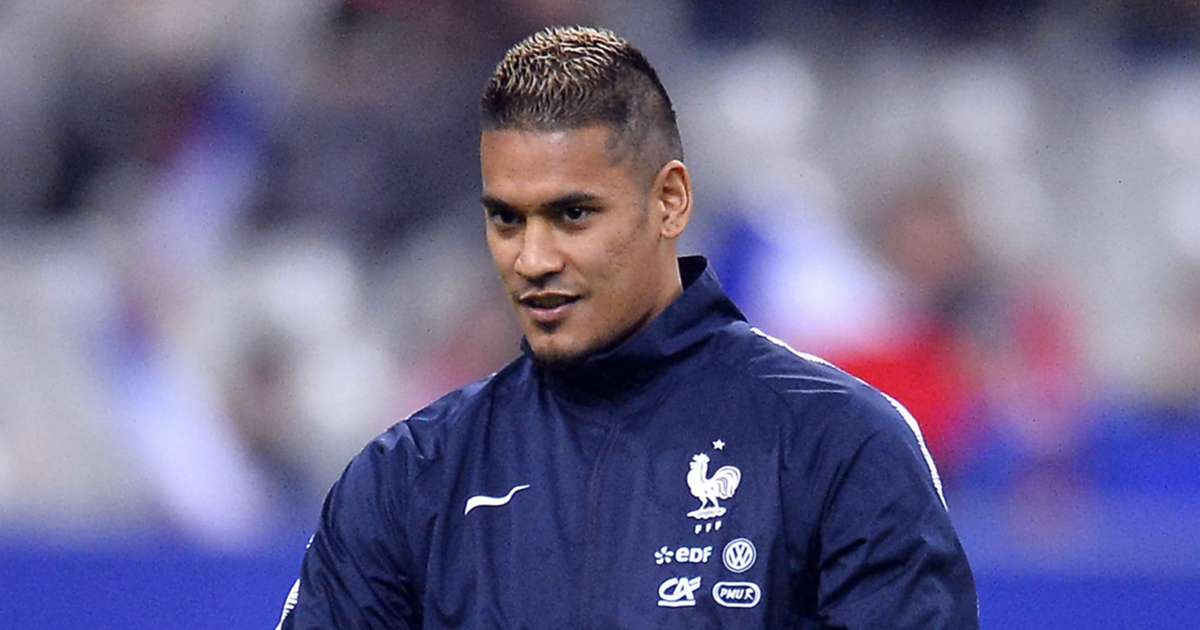 Areola eager to follow in Casillas' footsteps at Real Madrid Areola eager to follow in Casillas' footsteps at Real Madrid
