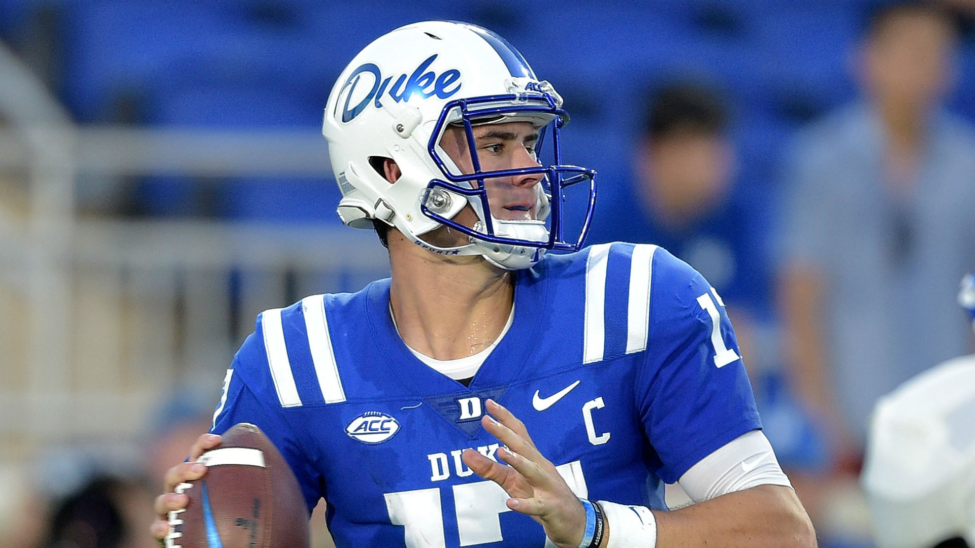 Duke QB Daniel Jones returns from fractured clavicle, gets start vs