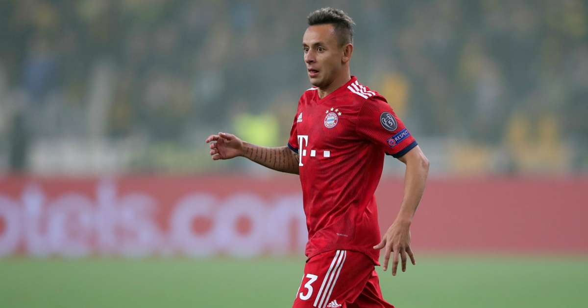 Bayern S Rafinha Apologises For Halloween Costume