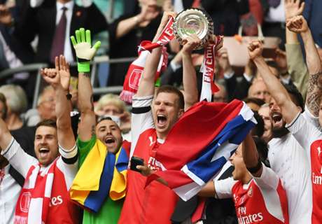 Mertesacker in shock retirement U-turn