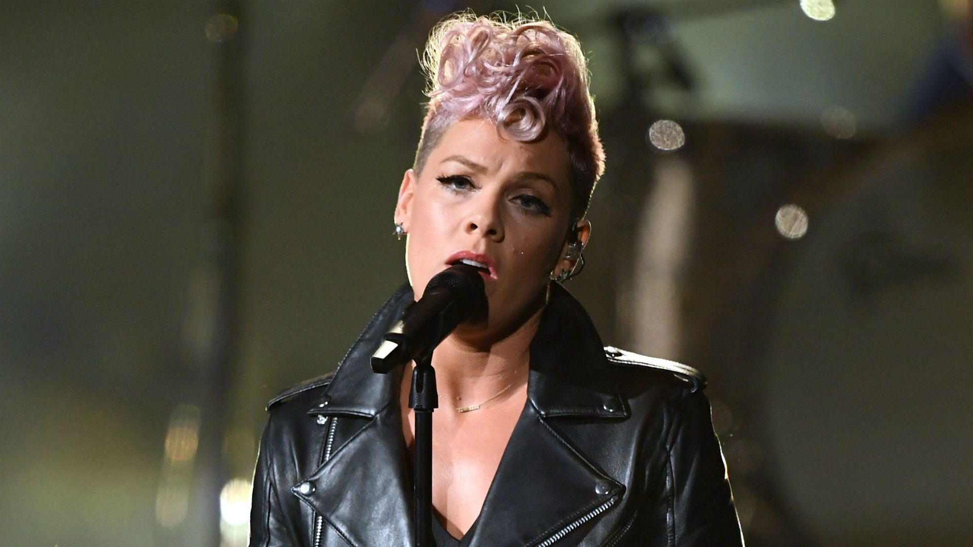 Pink to perform national anthem at Super Bowl 52