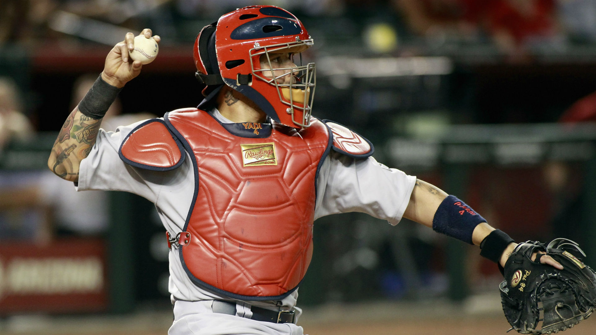 MLB playoffs 2015: Yadier Molina's catching hand still weak | MLB