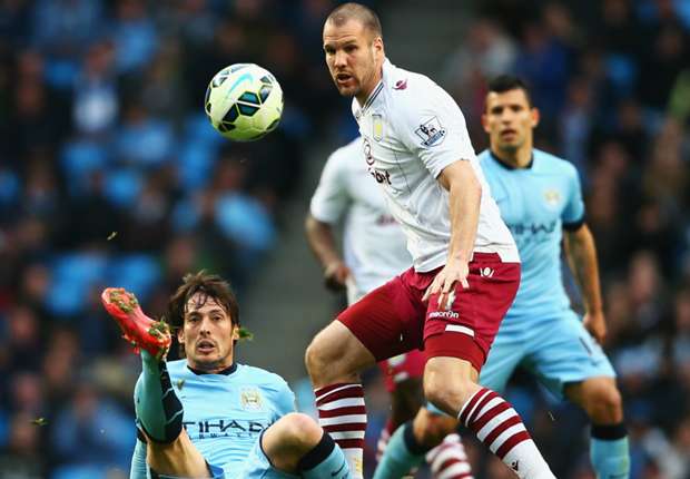 Sherwood keen for Vlaar to sign new contract